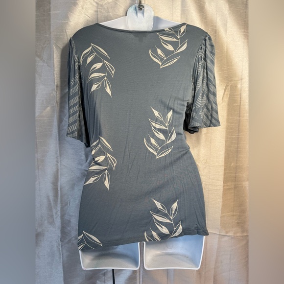 Lucky Brand Floral Wrap Top - Picture 9 of 13